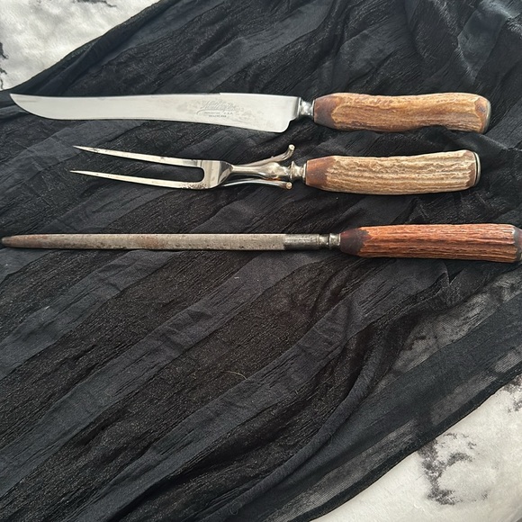 Antique bone handles carving set with sharpener. - Picture 2 of 7